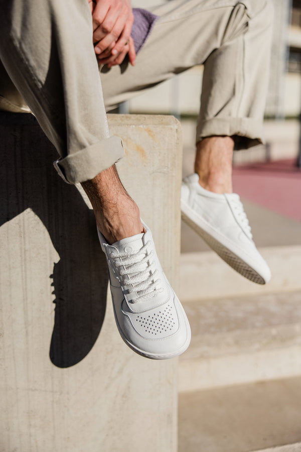 Shapen Flowin White/Grey Barefoot Sneaker