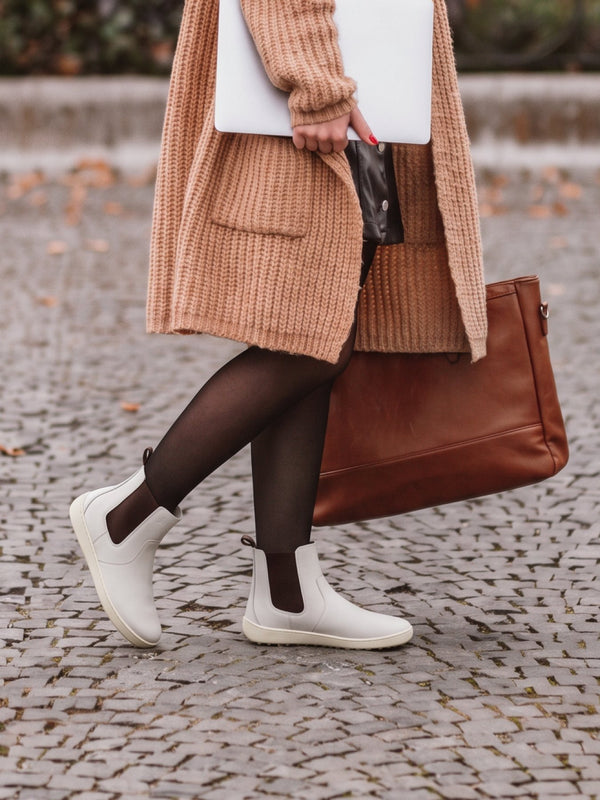 Be Lenka Entice 3.0 Vegan Off-White barefoot Chelsea boots – view 2