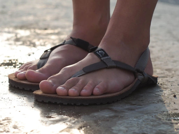 Bosky Light II Y Tech Leather Tierra Barefoot Sandal