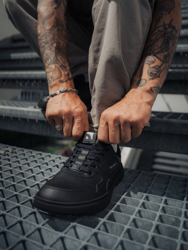 Barebarics Zing – teljesen fekete bőr barefoot sneaker