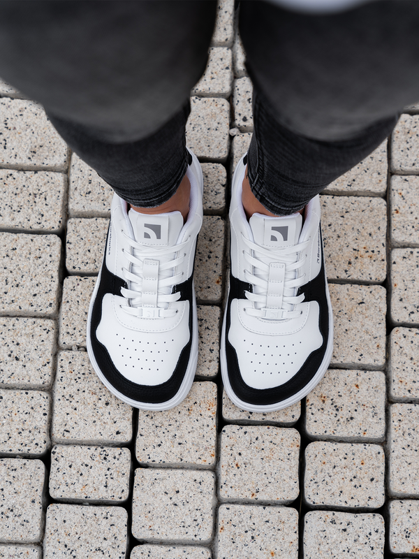 Barebarics Zing - White & Black barefoot sneaker – 6
