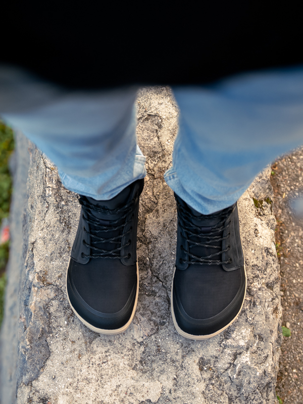Be Lenka ArcticEdge - Charcoal Black