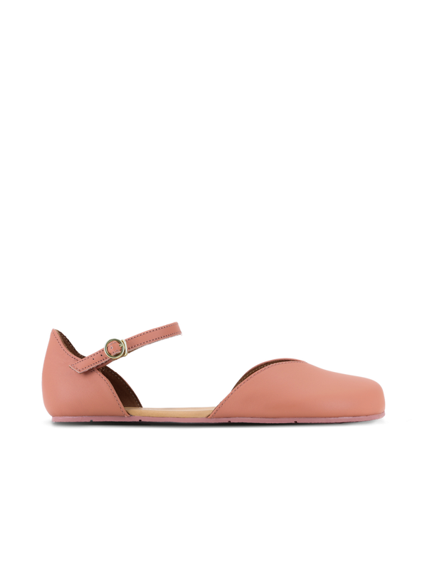 Be Lenka Lilea – Clay barefoot balerina